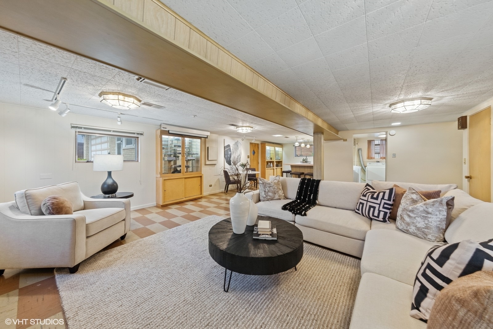 1241 Woodside Road