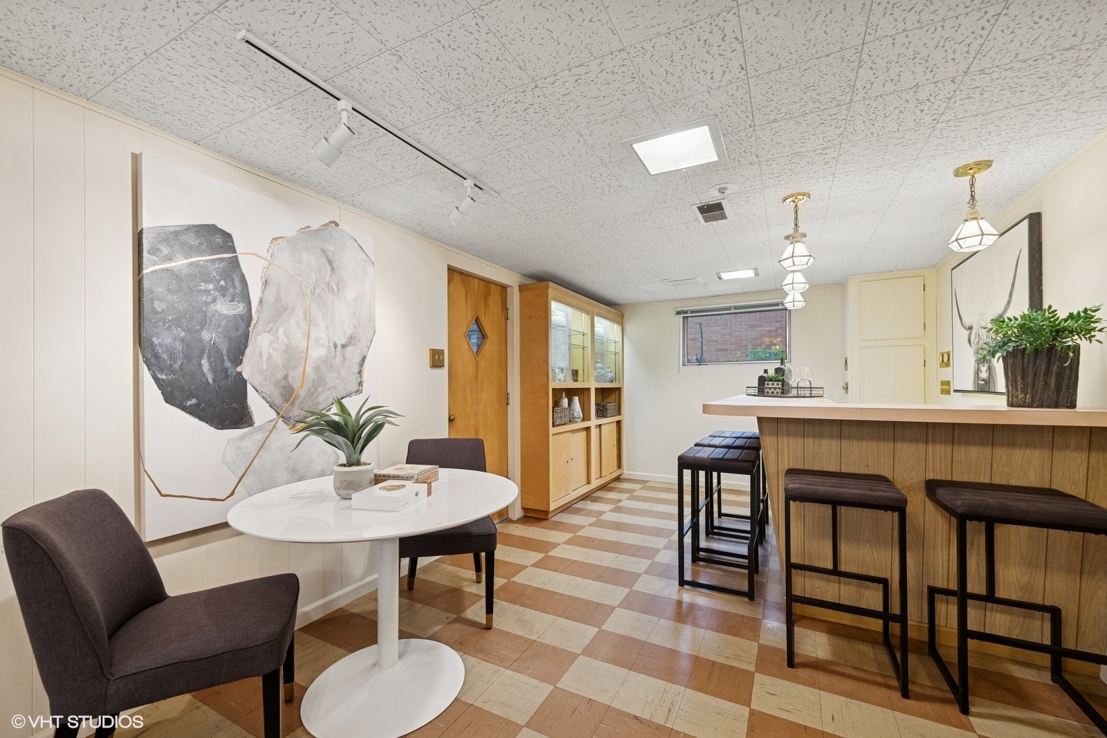 1241 Woodside Road
