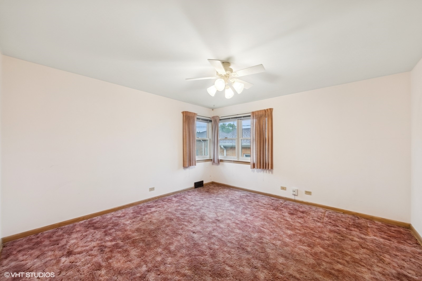 1241 Woodside Road