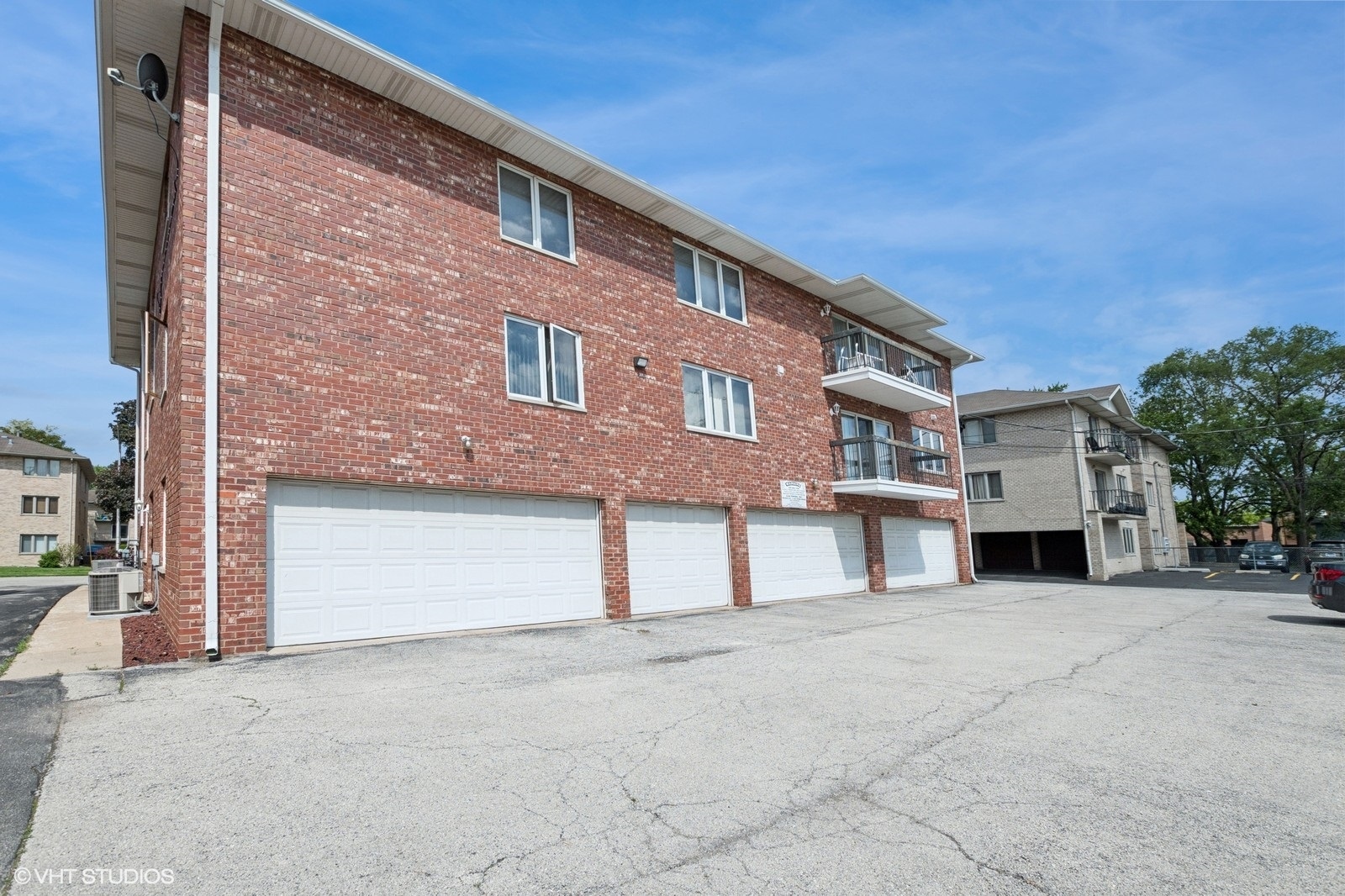 9529 Minnick Avenue Unit: 1B