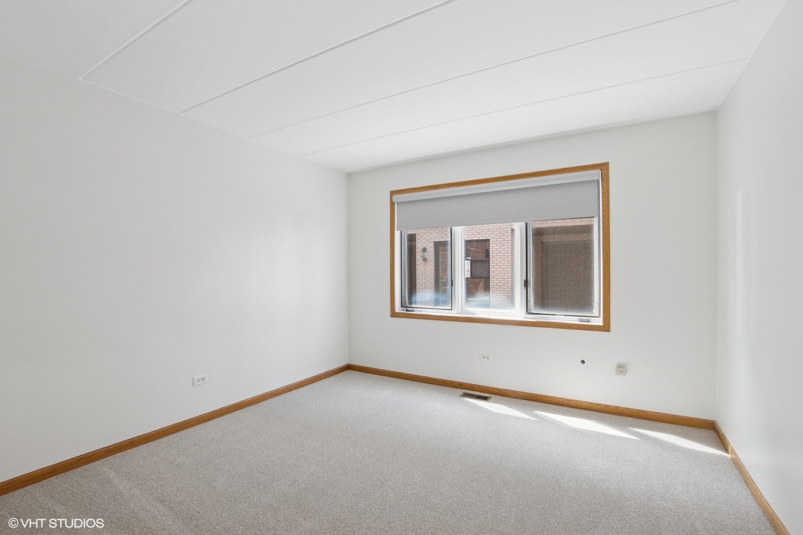 9529 Minnick Avenue Unit: 1B
