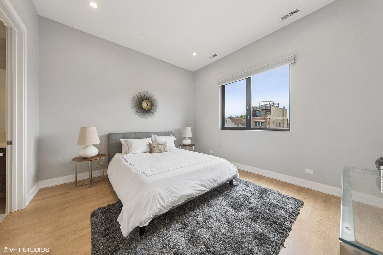 1038 N Paulina Street Unit: 3