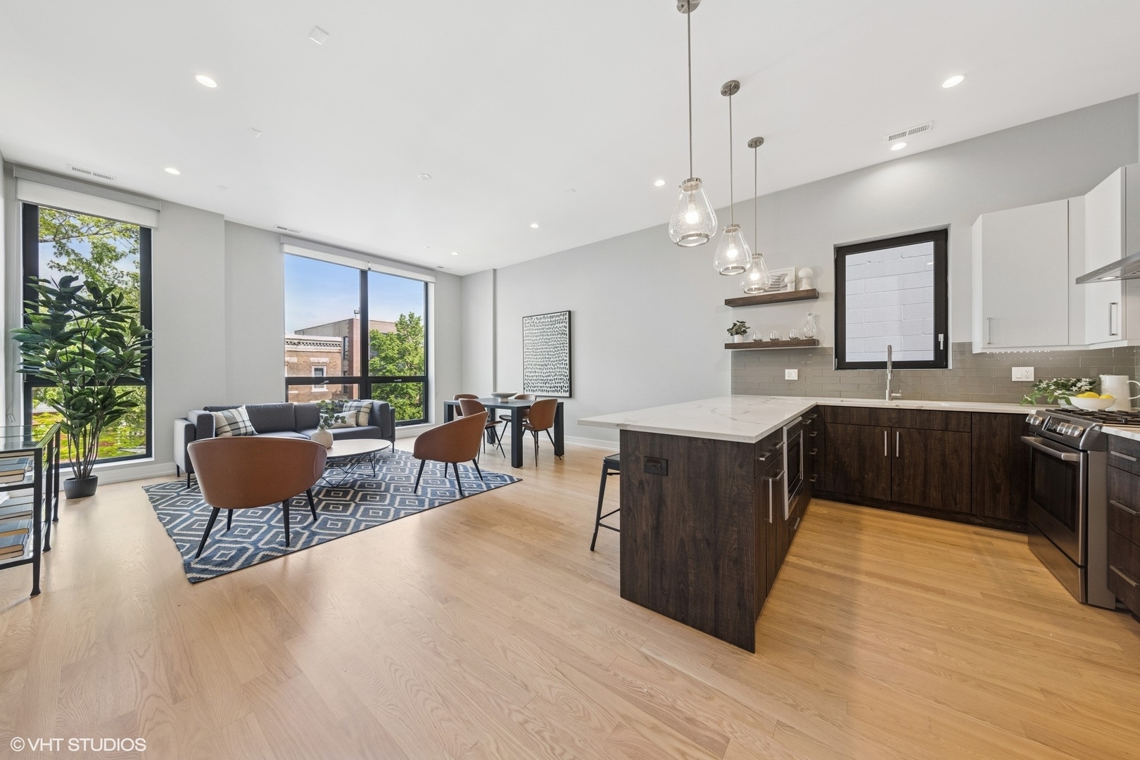 1038 N Paulina Street Unit: 3