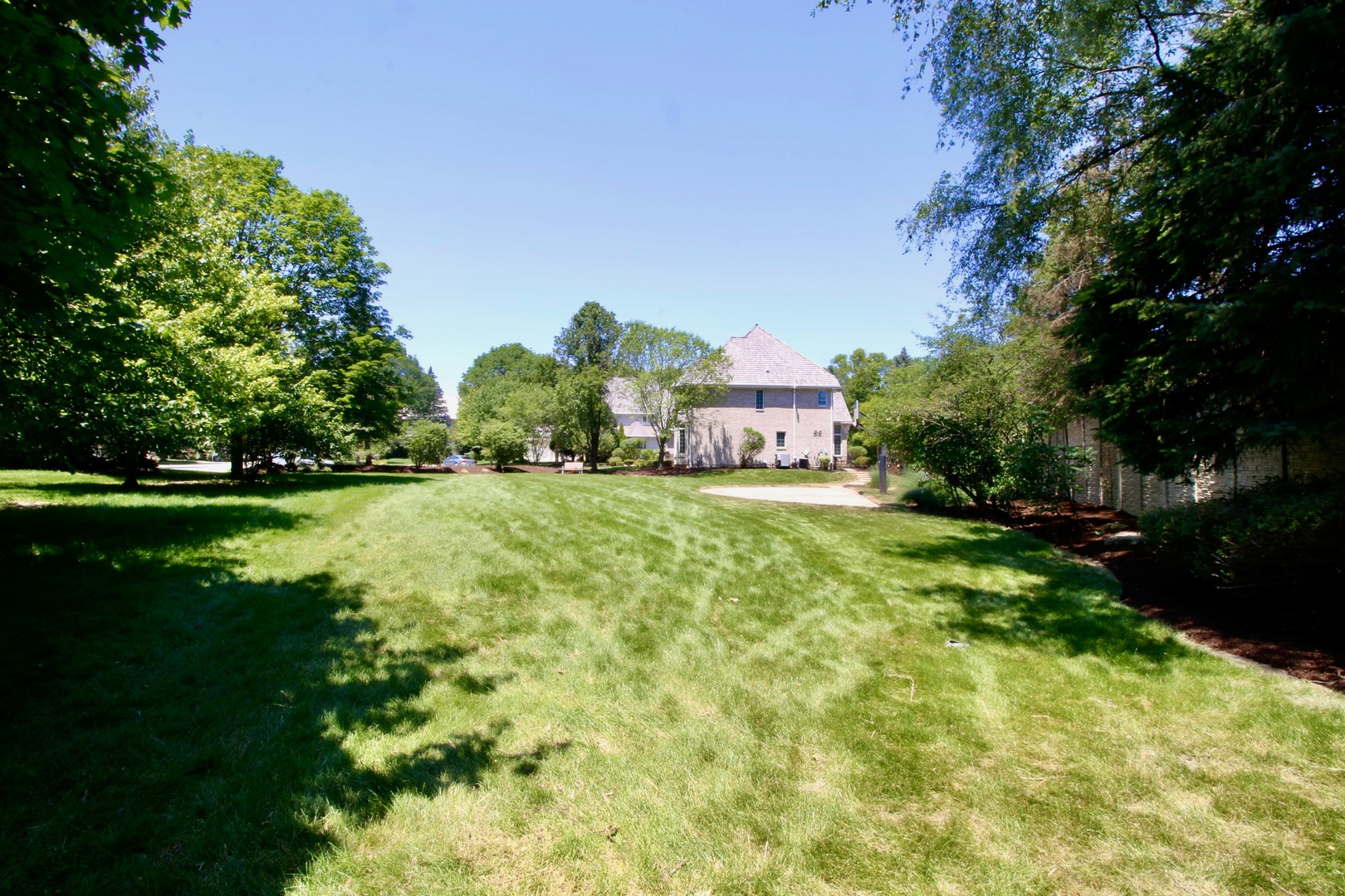 44 Oak Bluff Court
