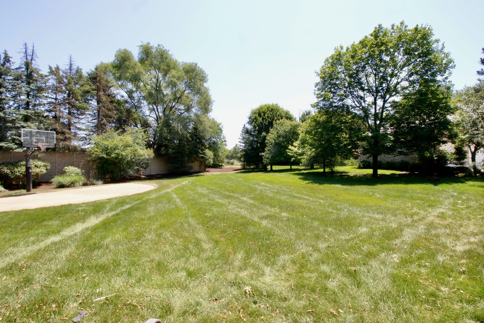 44 Oak Bluff Court