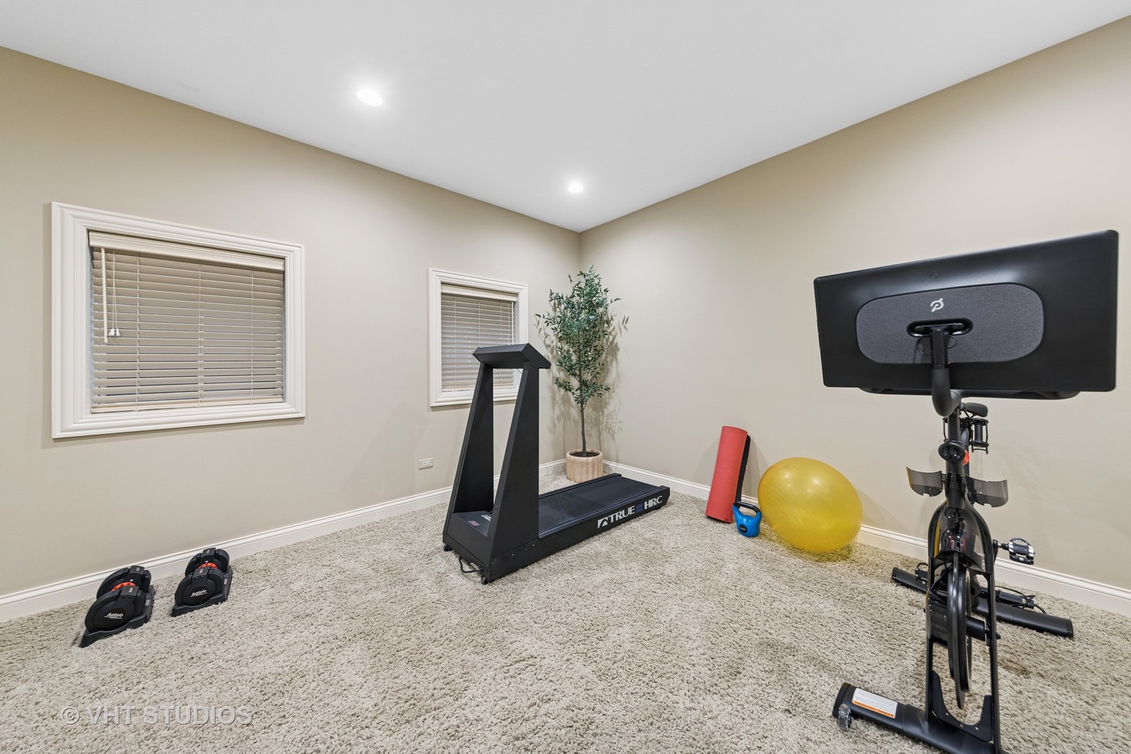 1101 Kenmare Drive