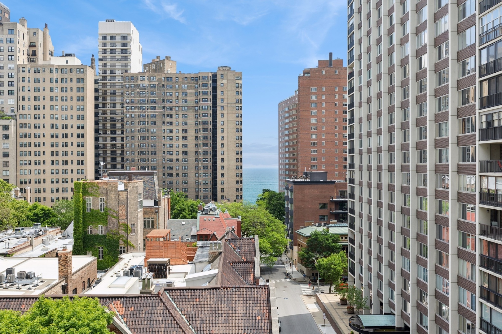 1400 N State Parkway Unit: 9F