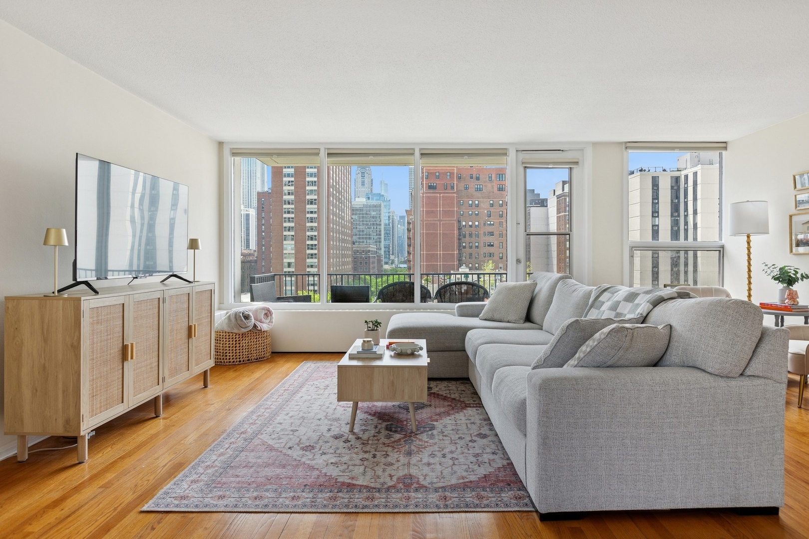 1400 N State Parkway Unit: 9F