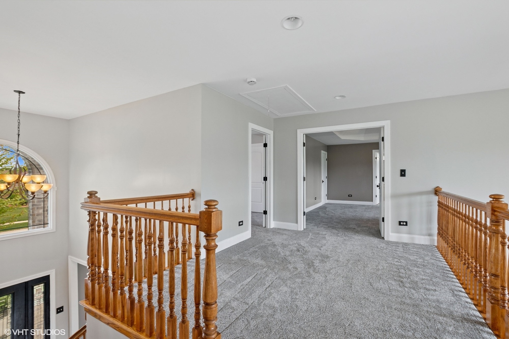 21490 English Circle