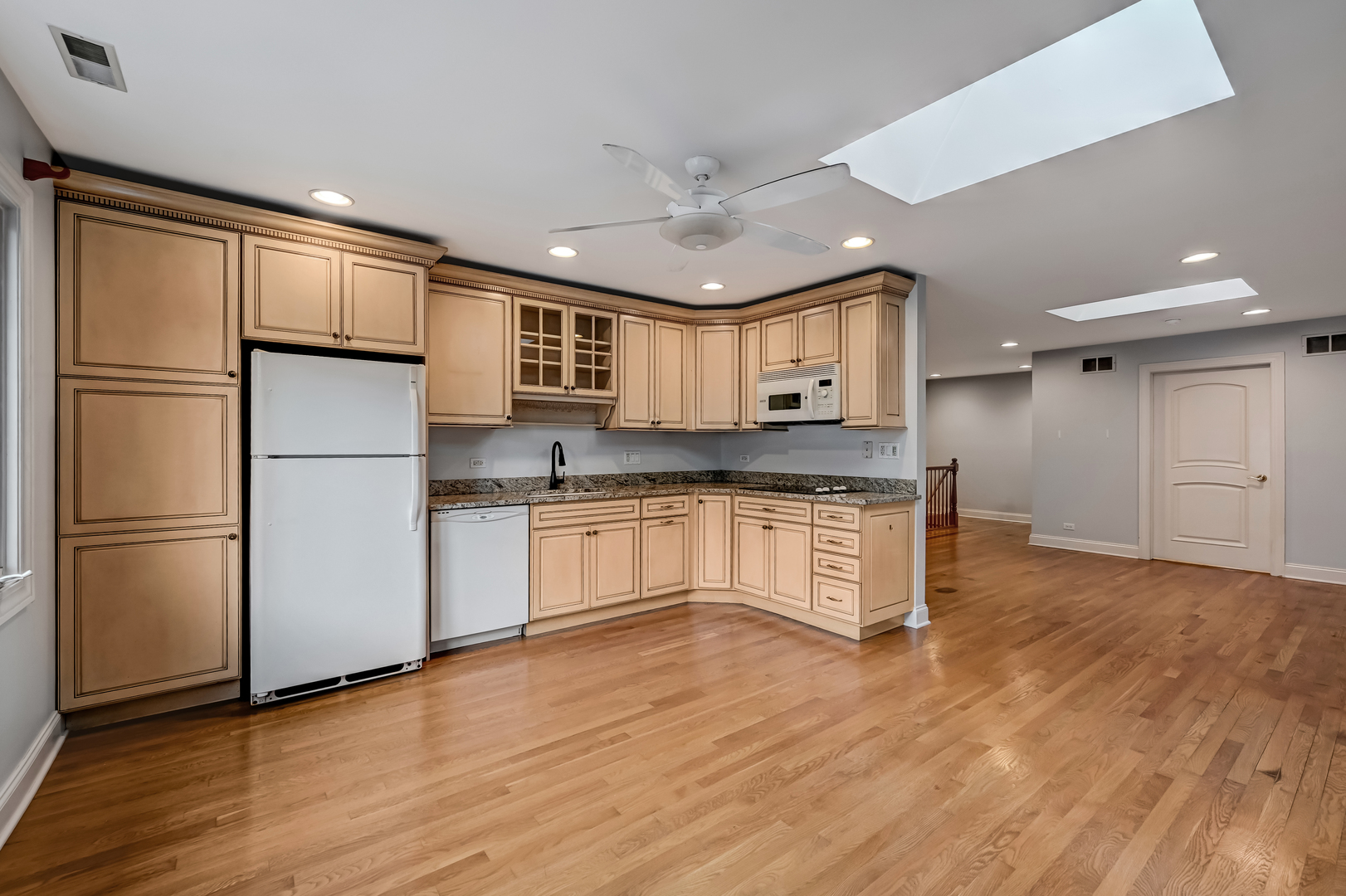 740 FAIRMONT Court