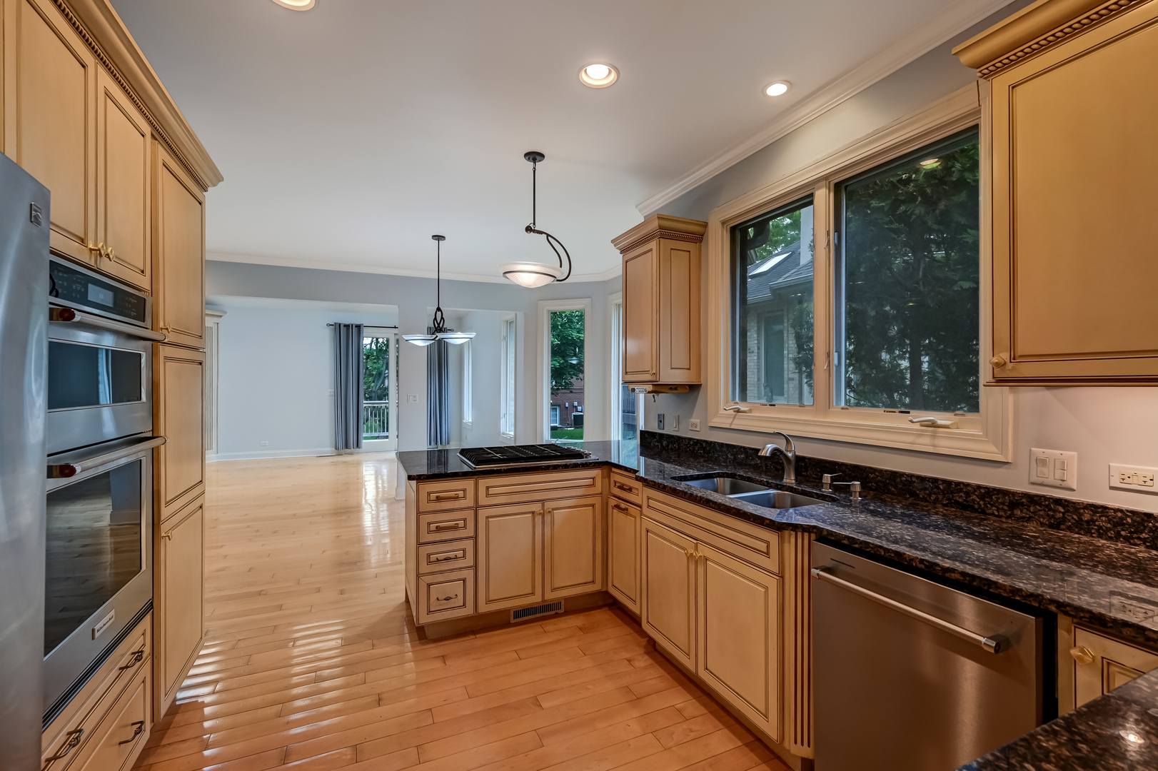 740 FAIRMONT Court