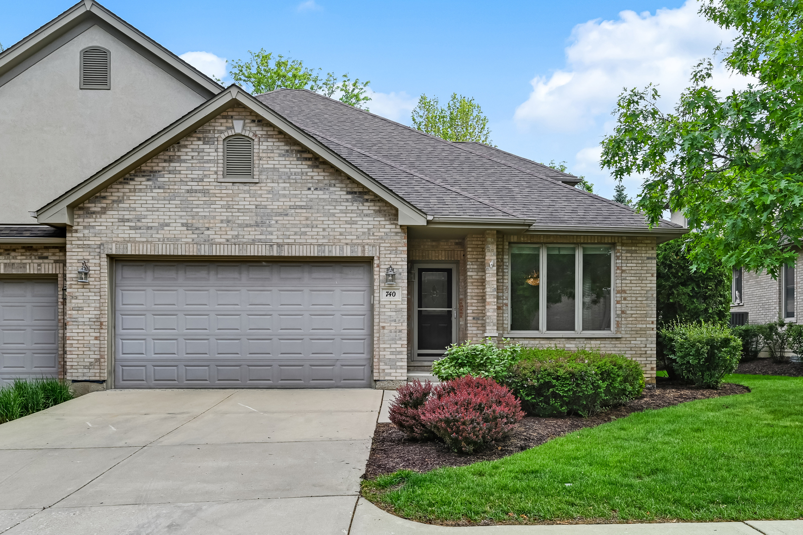 740 FAIRMONT Court