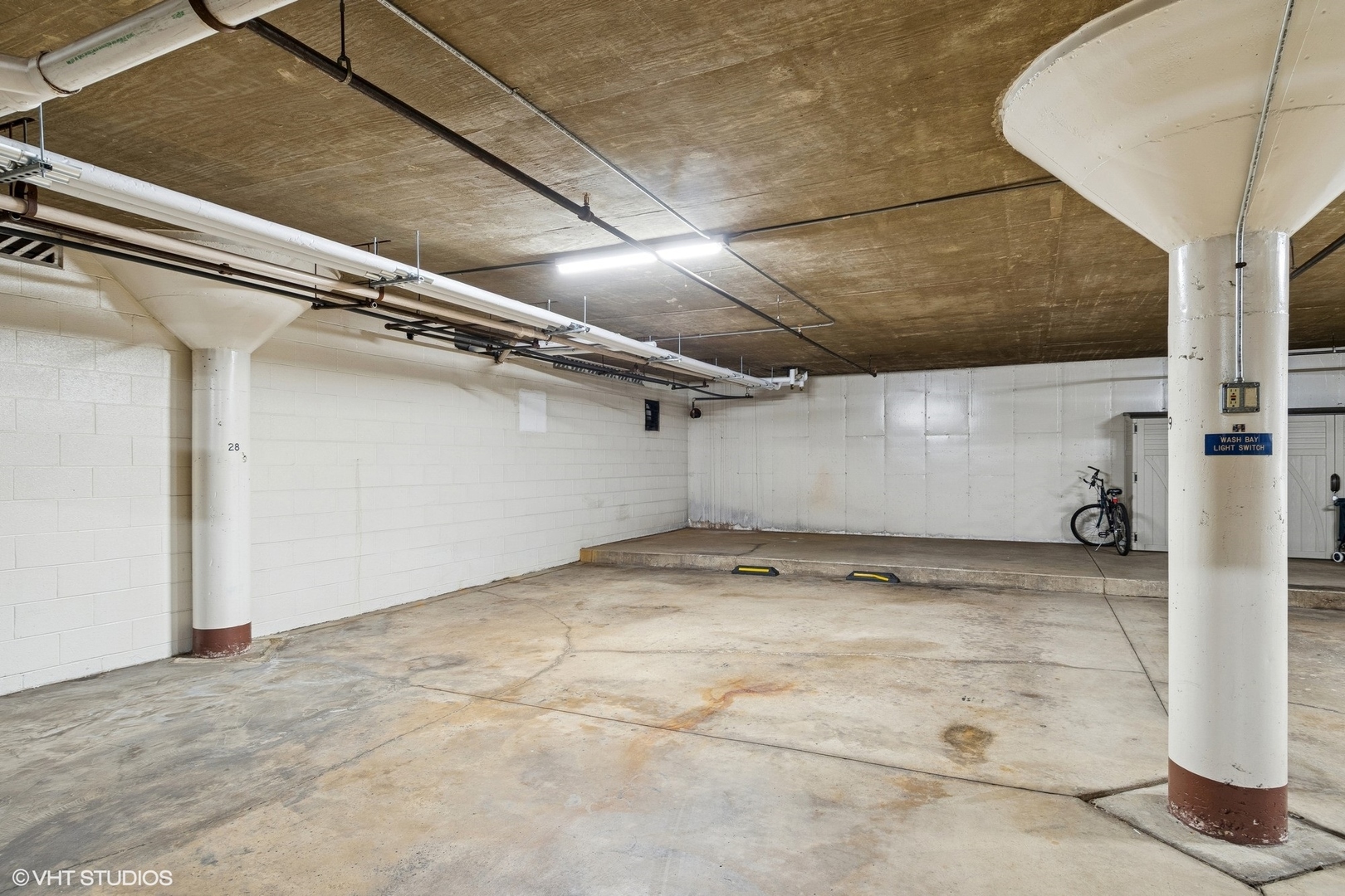 6 Oak Brook Club Drive Unit: K202