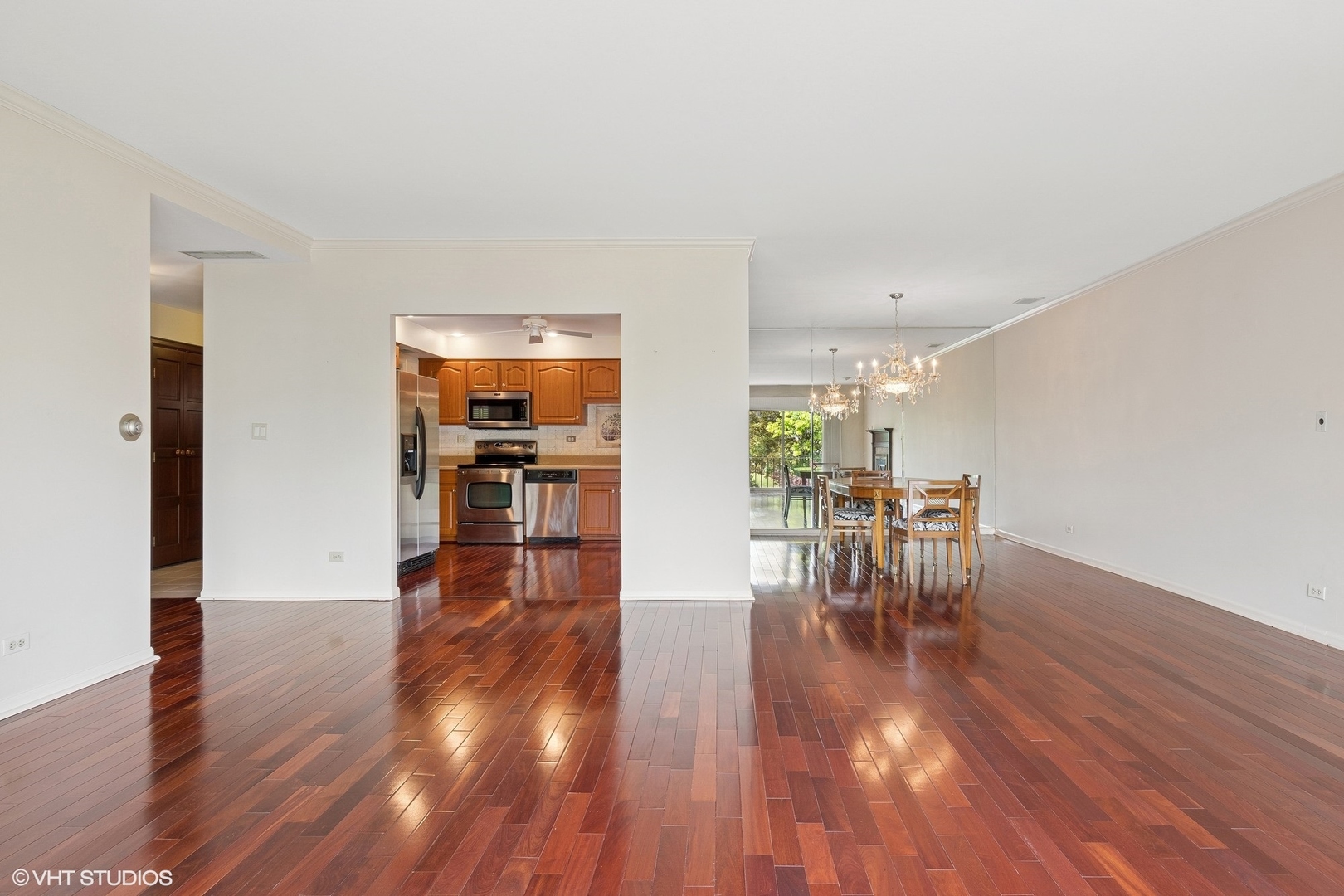 6 Oak Brook Club Drive Unit: K202