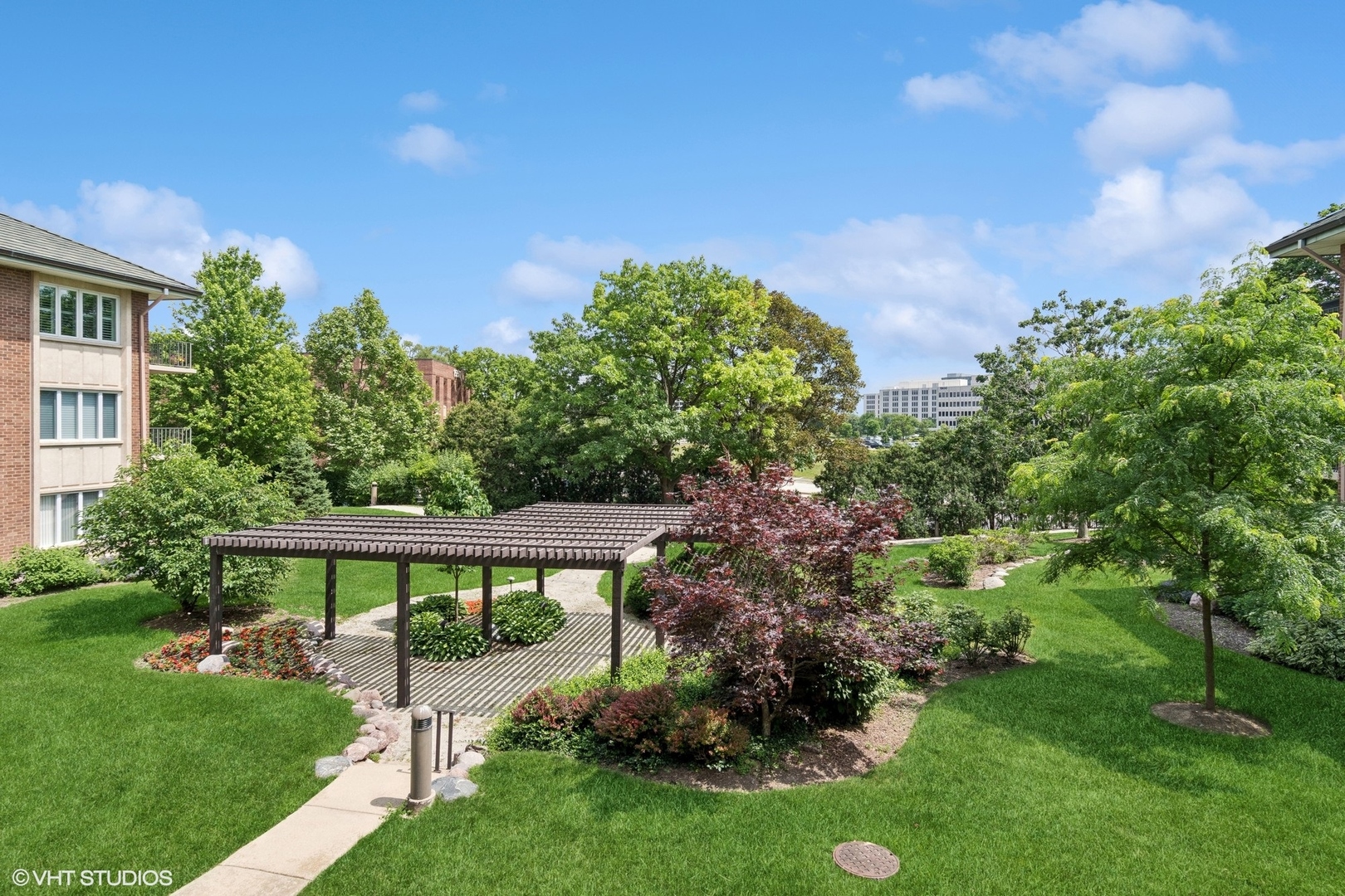 6 Oak Brook Club Drive Unit: K202