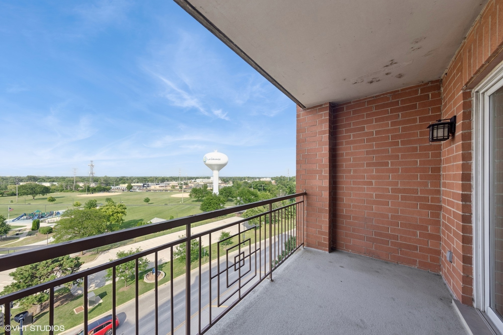 1 N Beacon Place Unit: 606