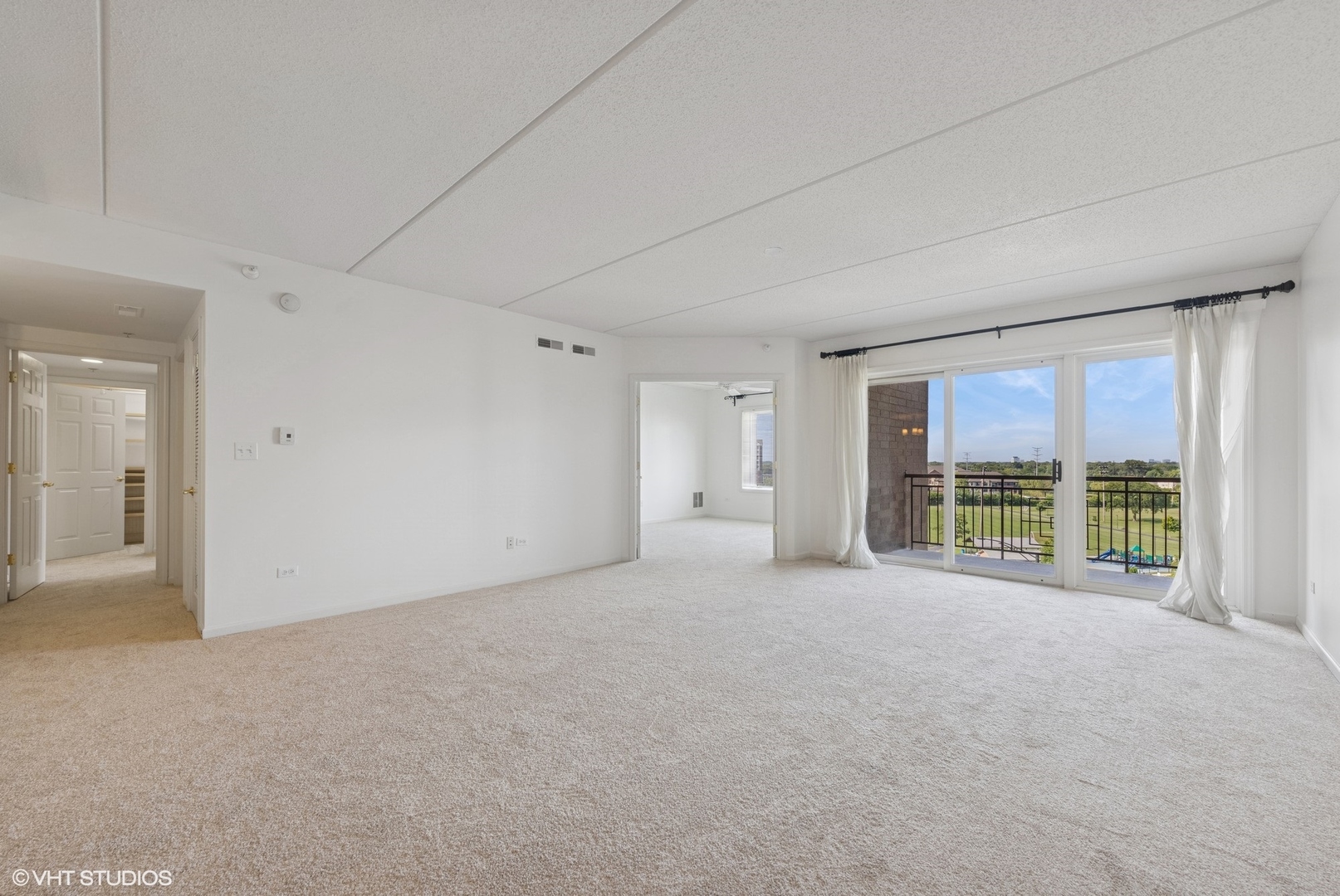 1 N Beacon Place Unit: 606