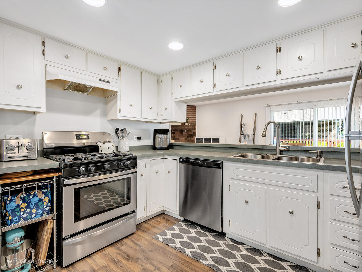 8228 W 140th Street Unit: 8228