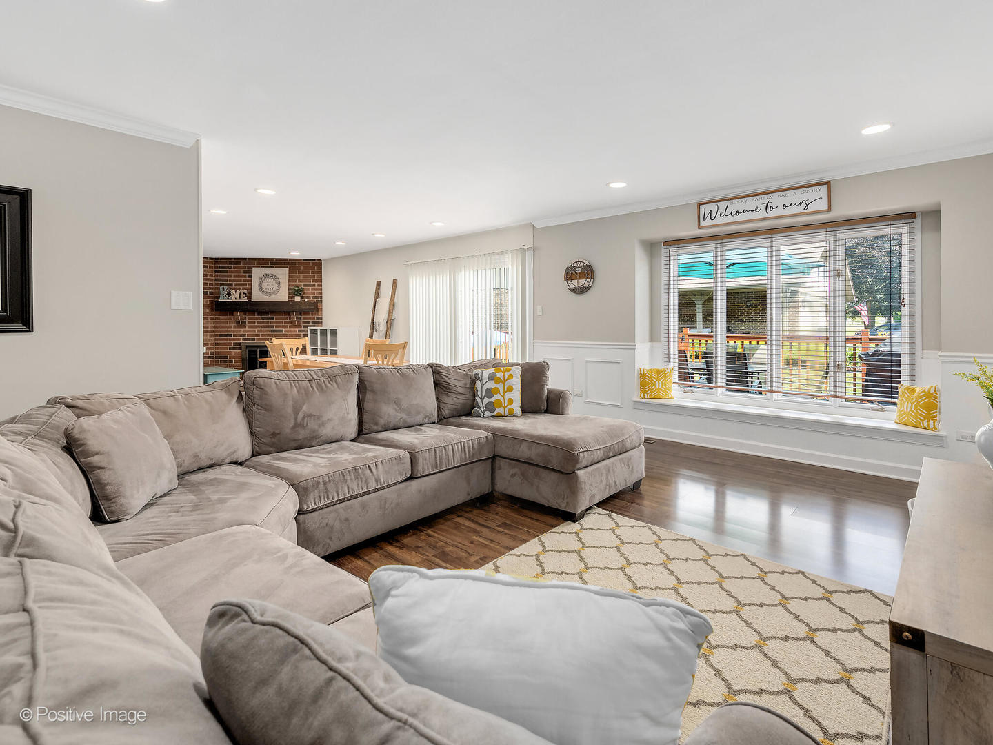 8228 W 140th Street Unit: 8228