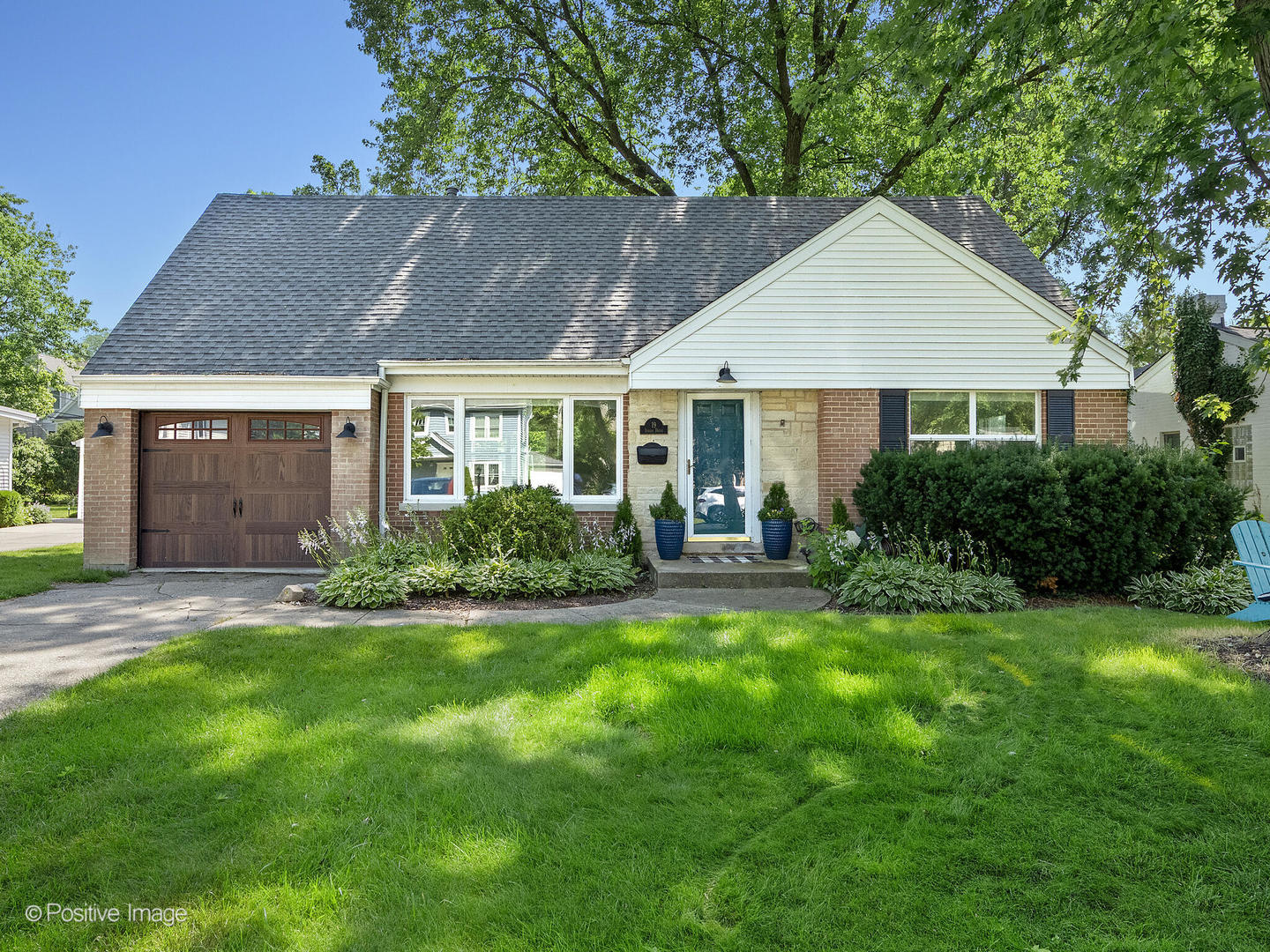19 INDIAN Drive