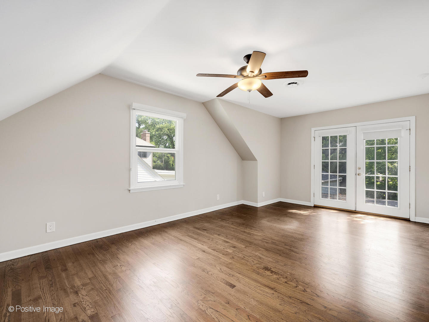 19 INDIAN Drive
