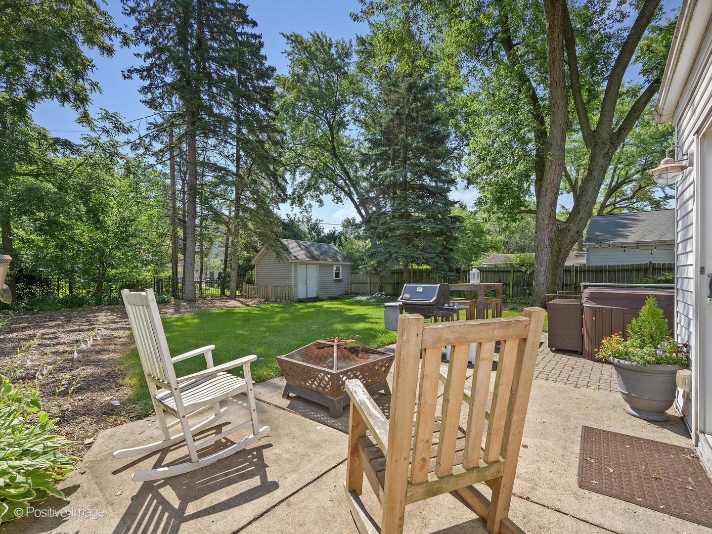 19 INDIAN Drive