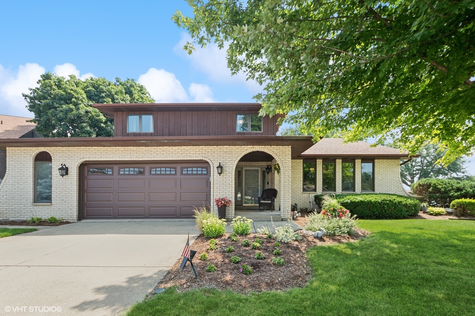 8307 Tudor Circle