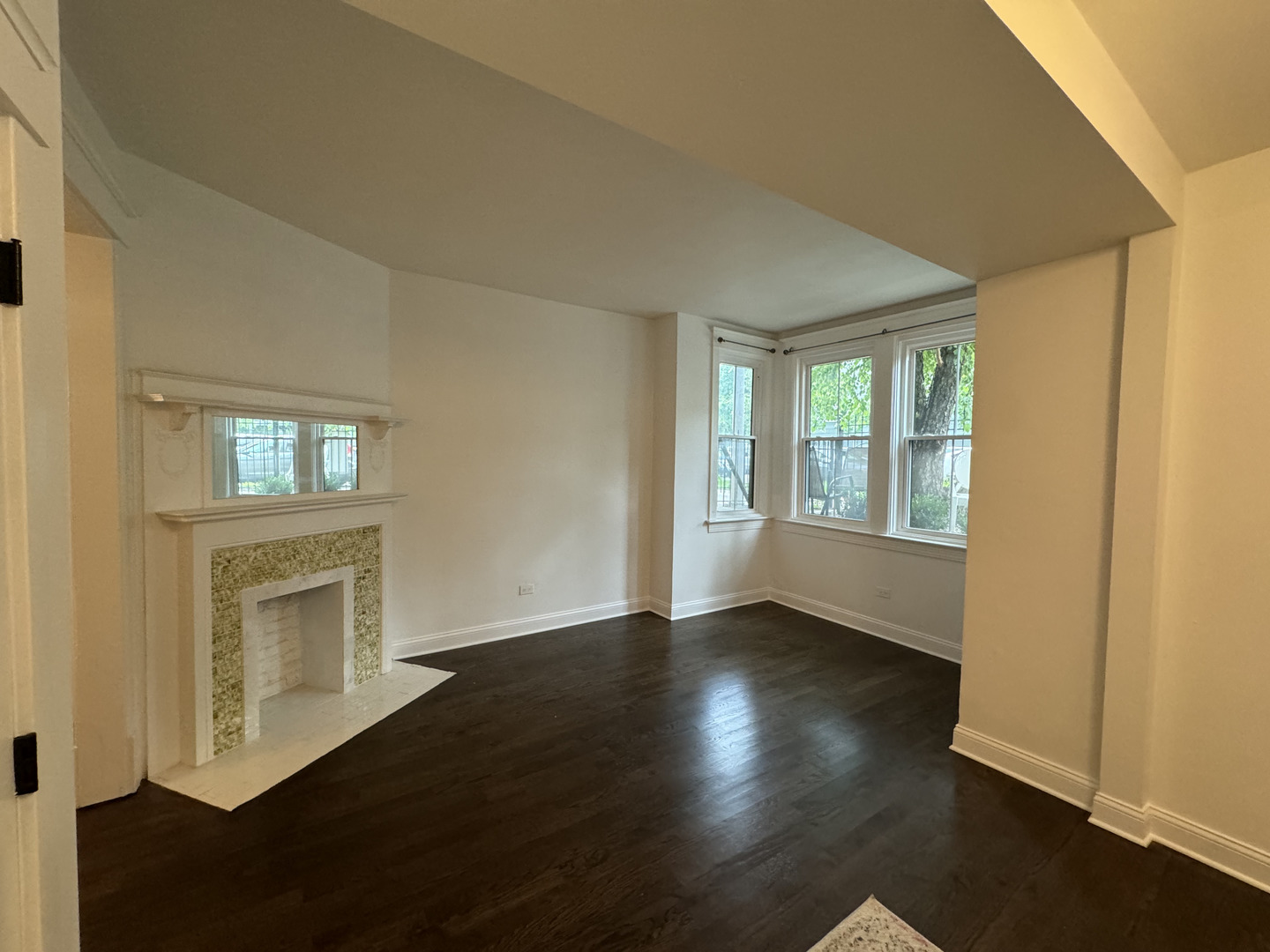 1040 W Roscoe Street Unit: G