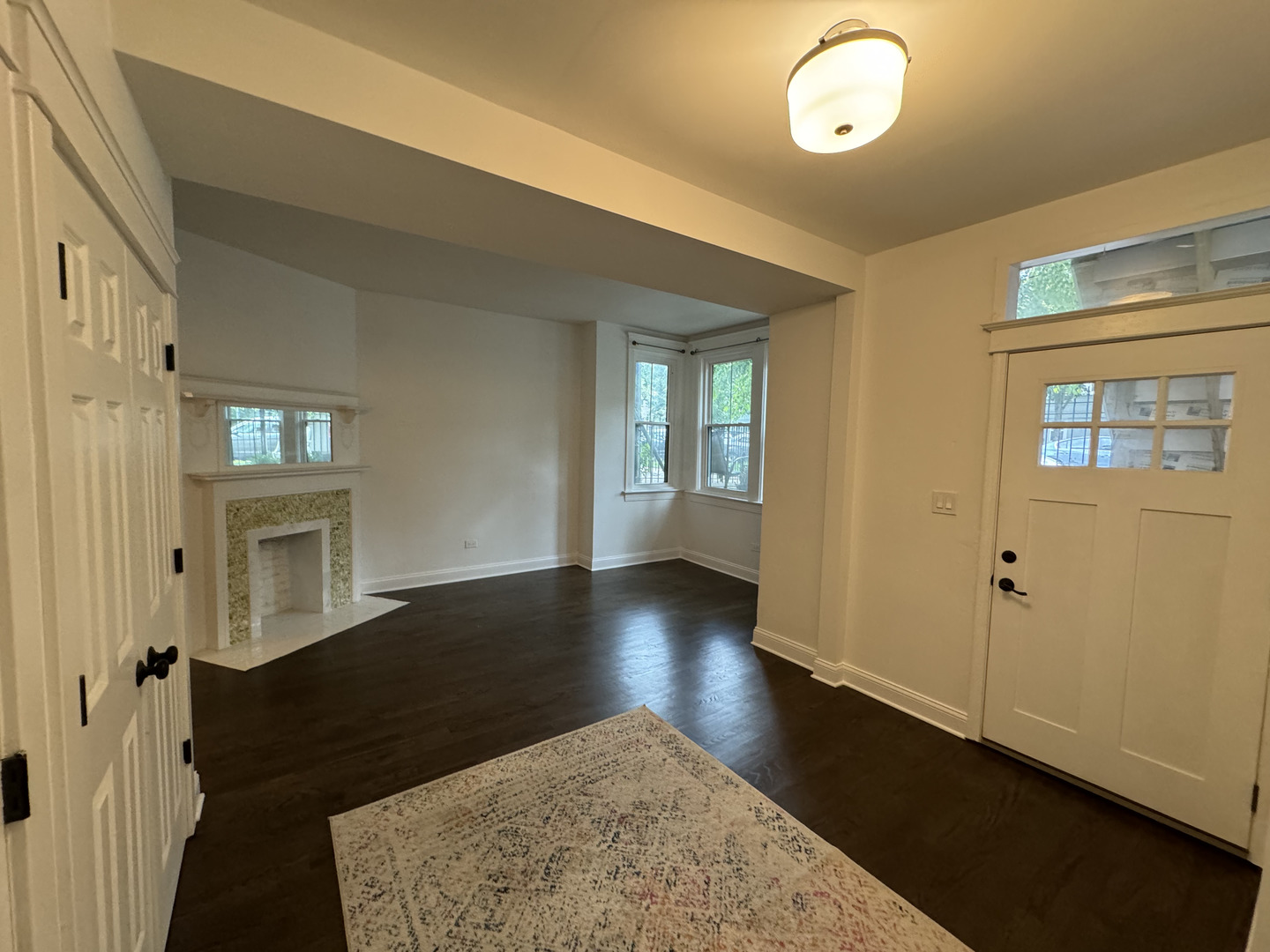1040 W Roscoe Street Unit: G