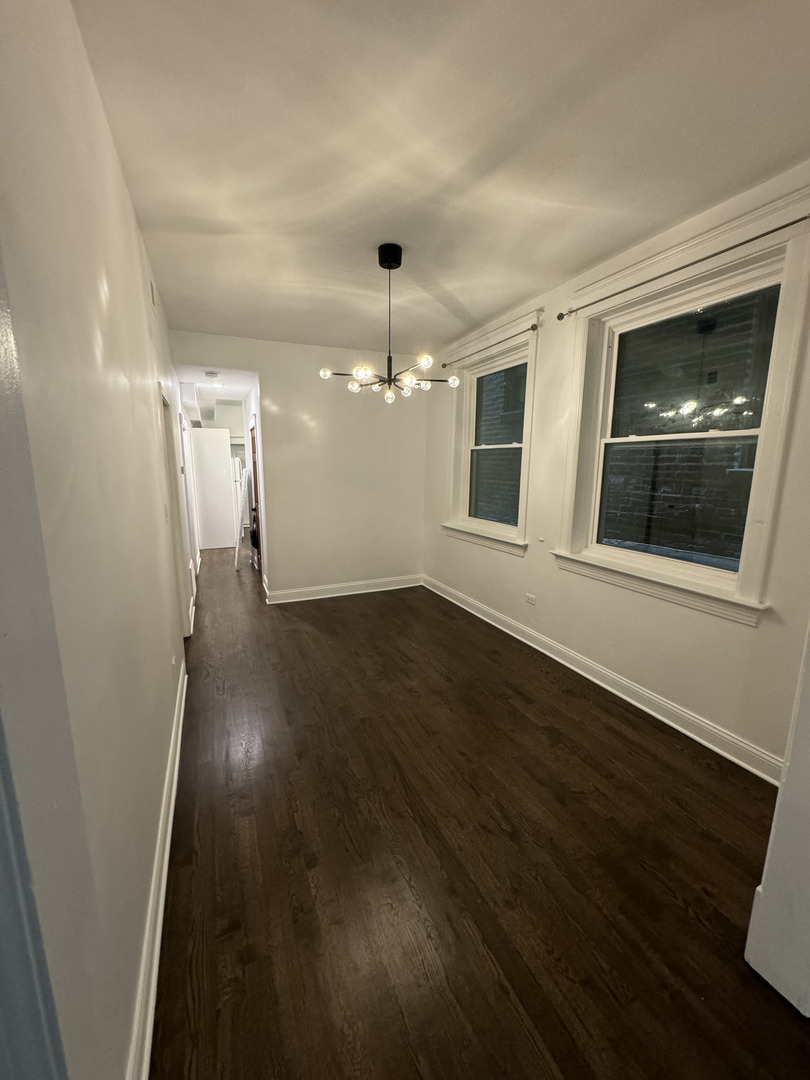 1040 W Roscoe Street Unit: G