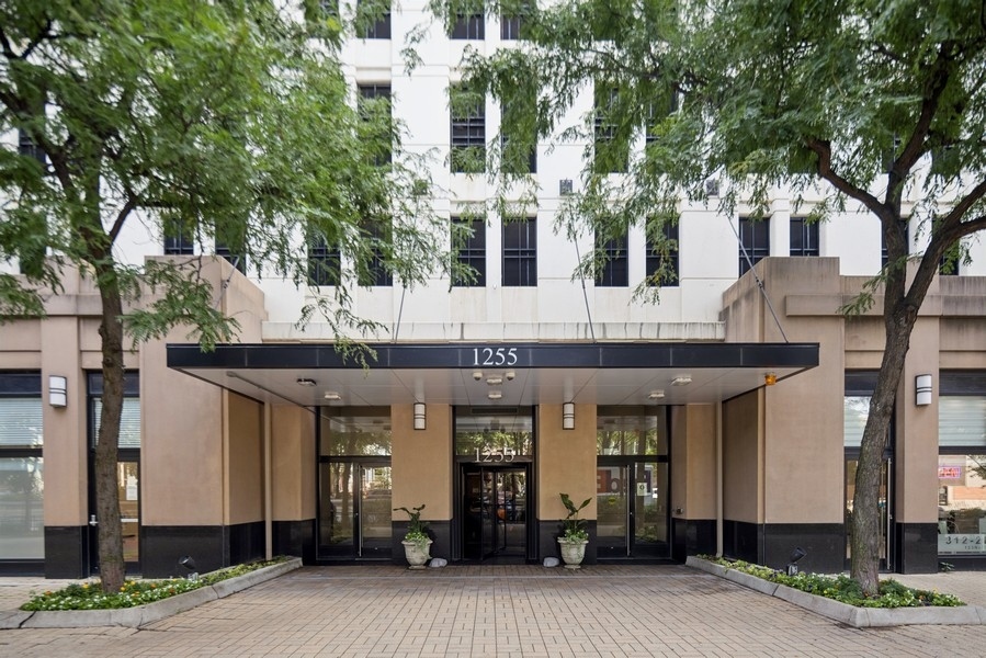 1255 S STATE Street Unit: 1010