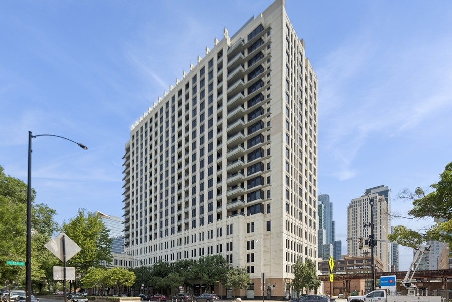 1255 S STATE Street Unit: 1010
