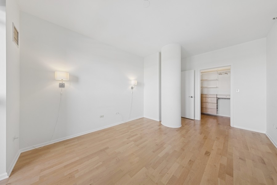 1255 S STATE Street Unit: 1010