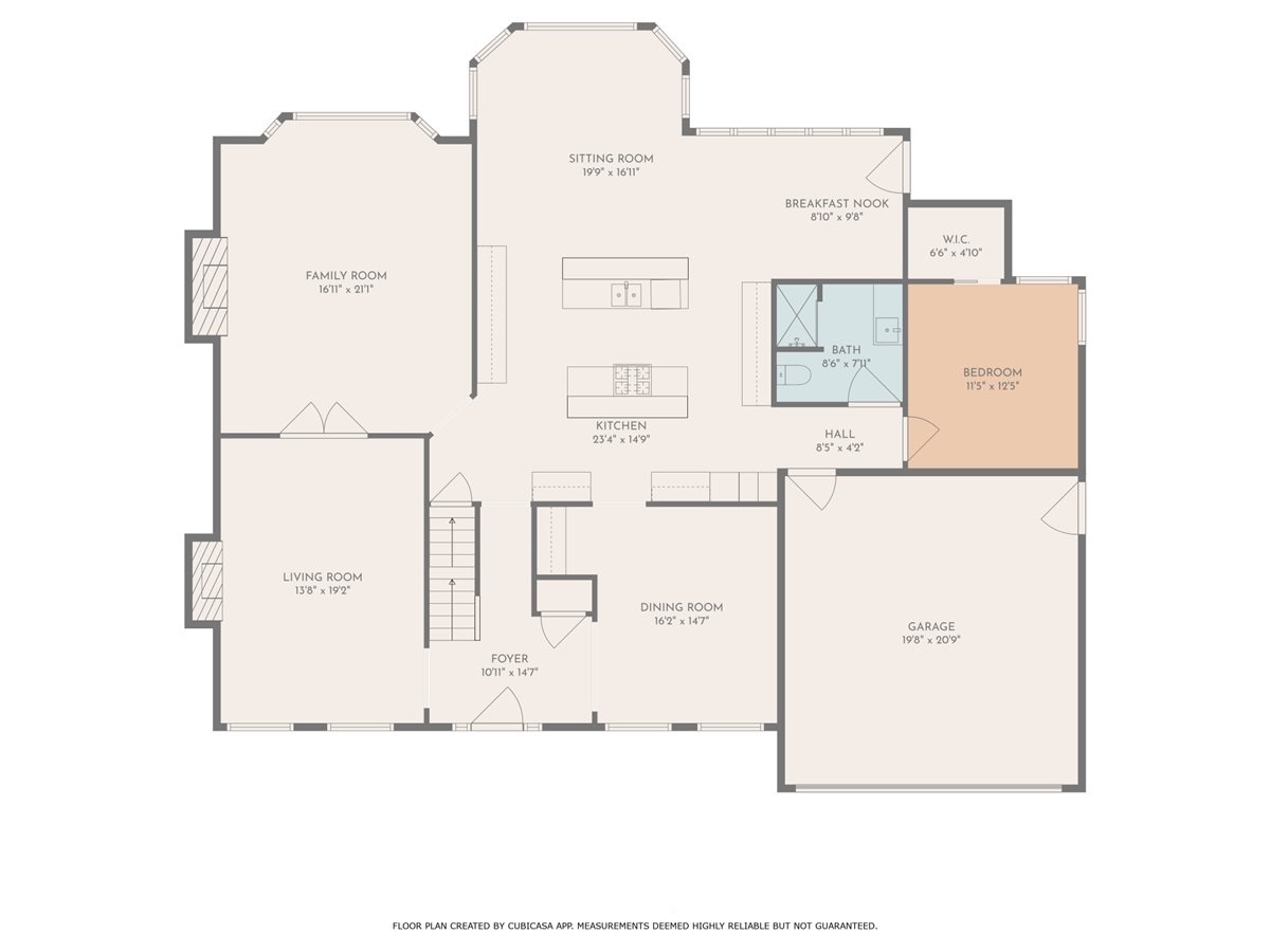221 Meadowbrook Lane
