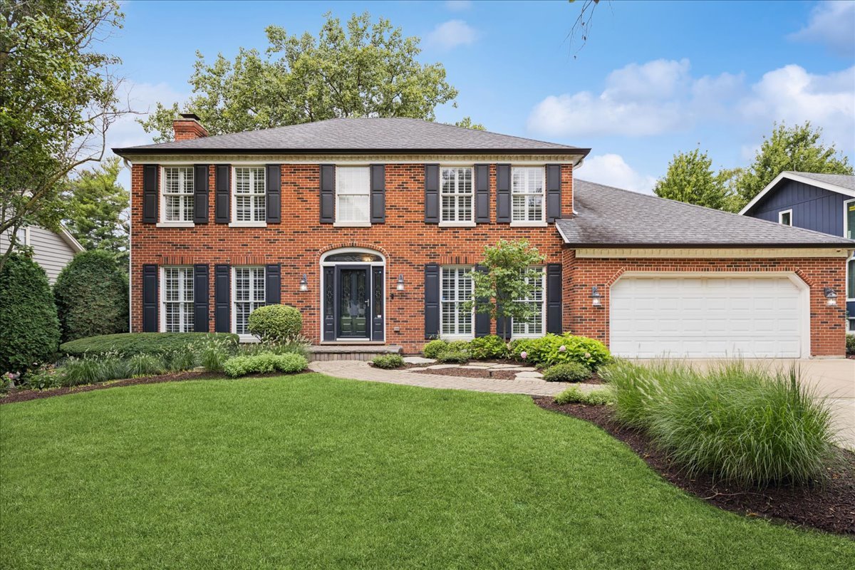 221 Meadowbrook Lane