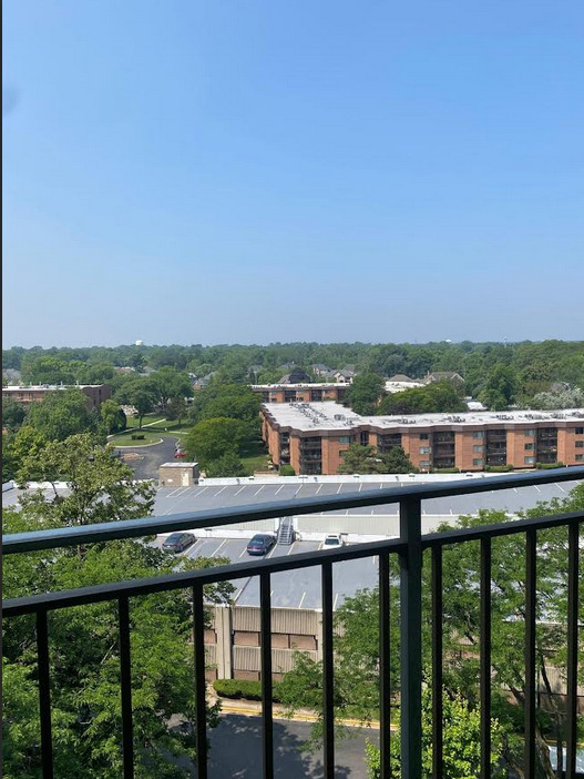 6340 AMERICANA Drive Unit: 1009