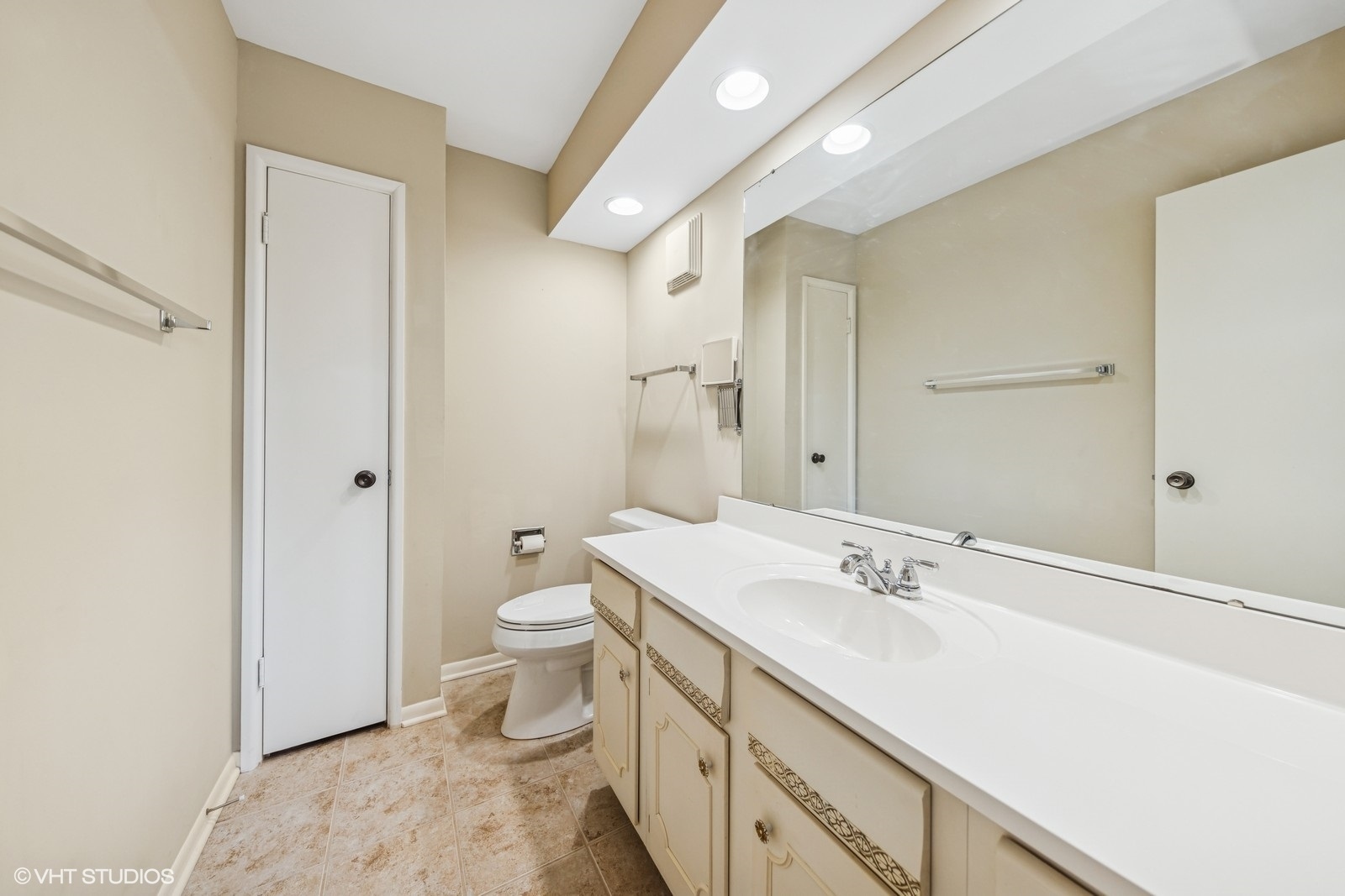 75 S 6th Avenue Unit: 301