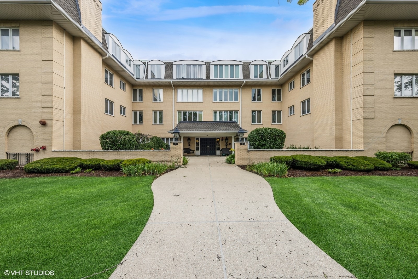 75 S 6th Avenue Unit: 301