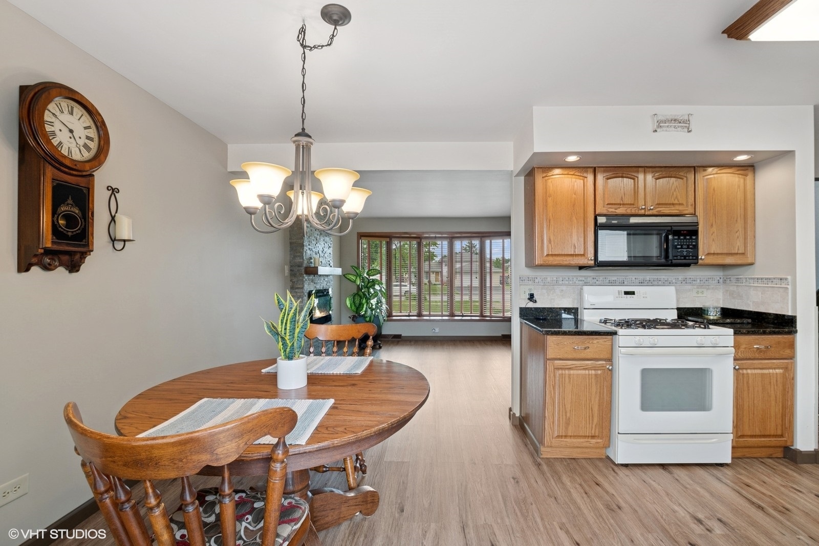 7812 W 81st Street