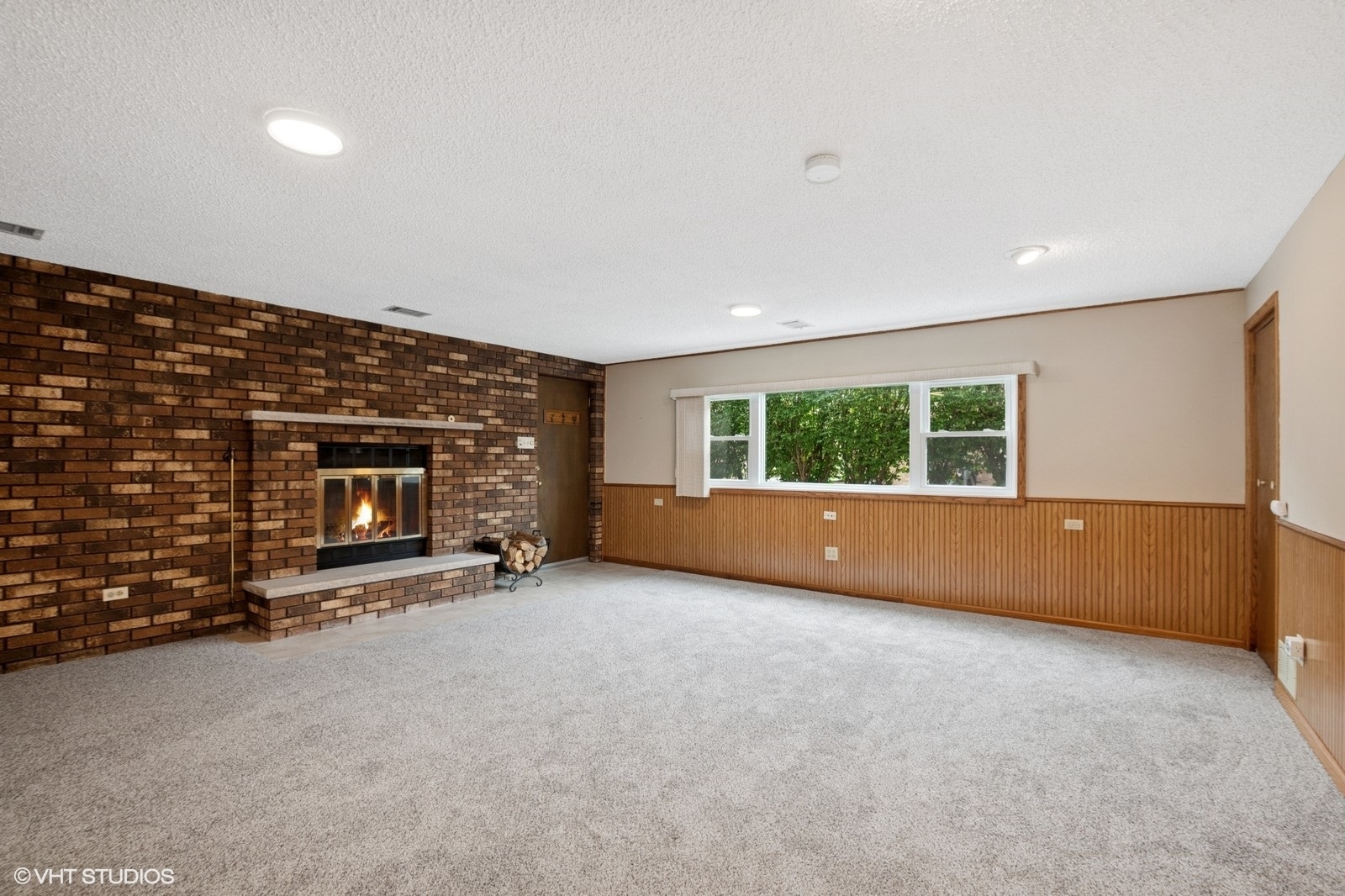 7812 W 81st Street