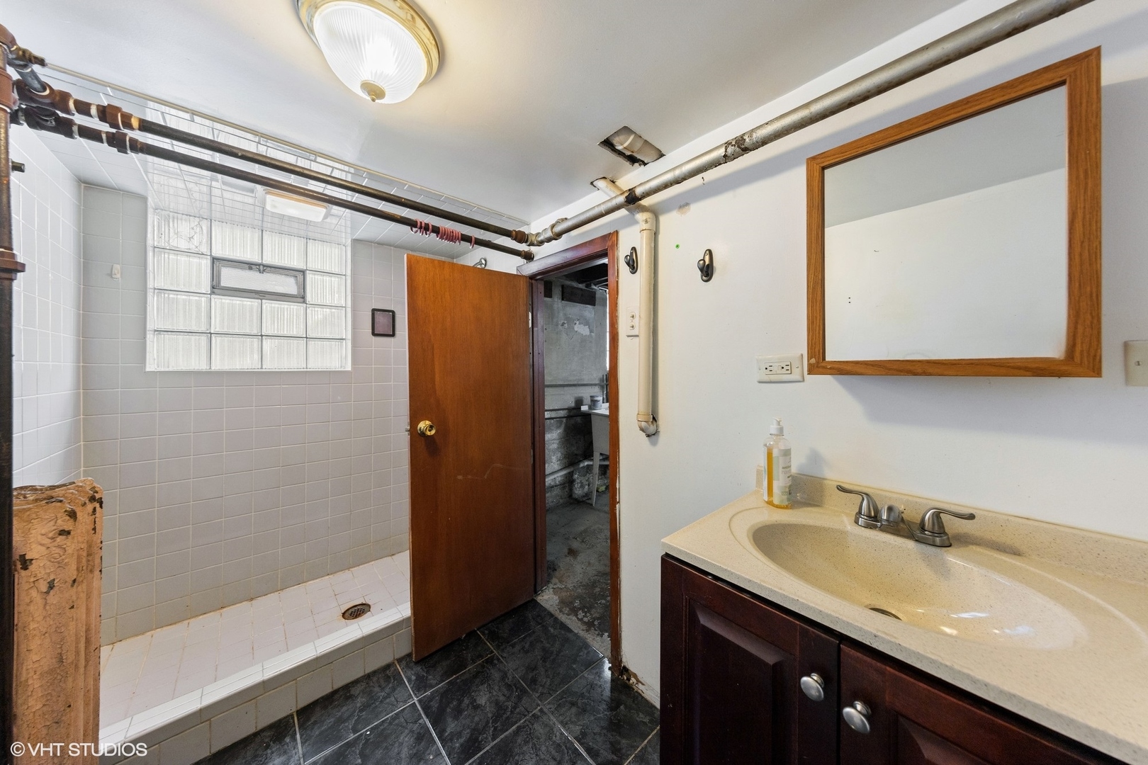 1535 S 56th Court