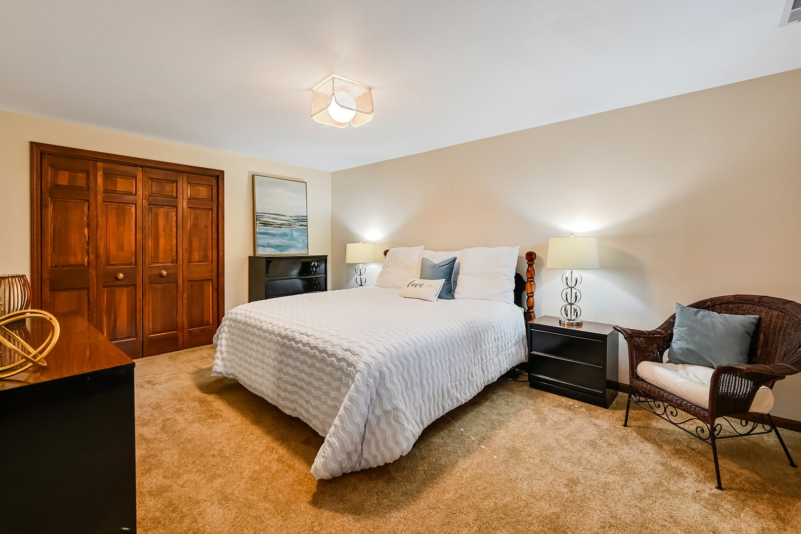 8141 Ridgepointe Drive