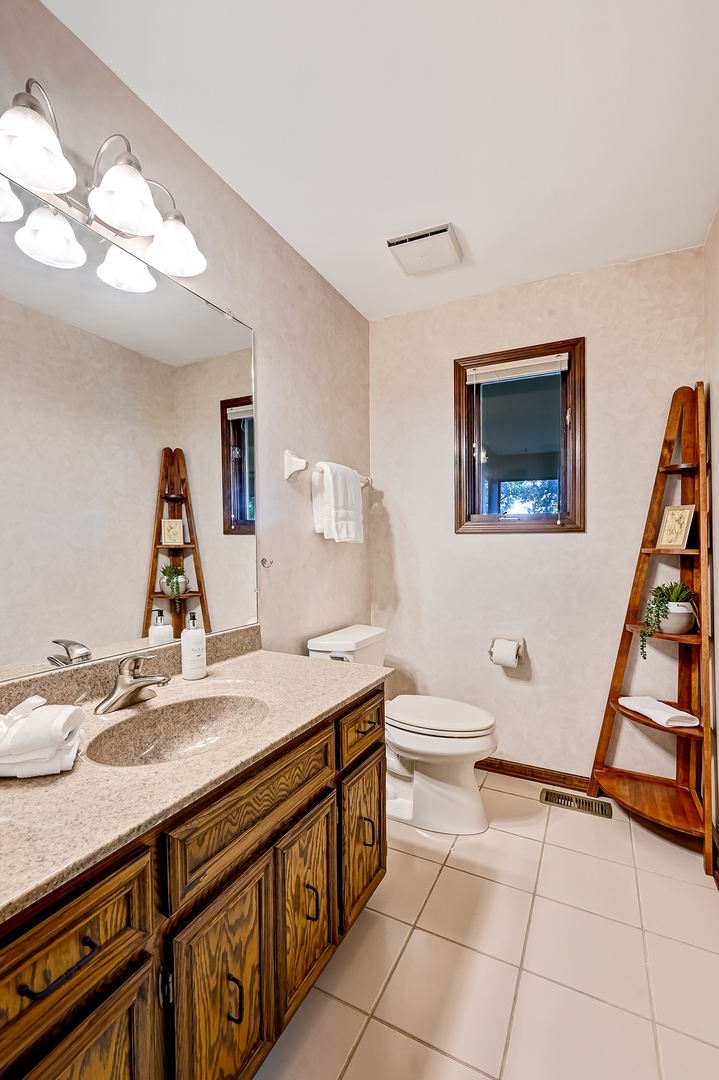 8141 Ridgepointe Drive