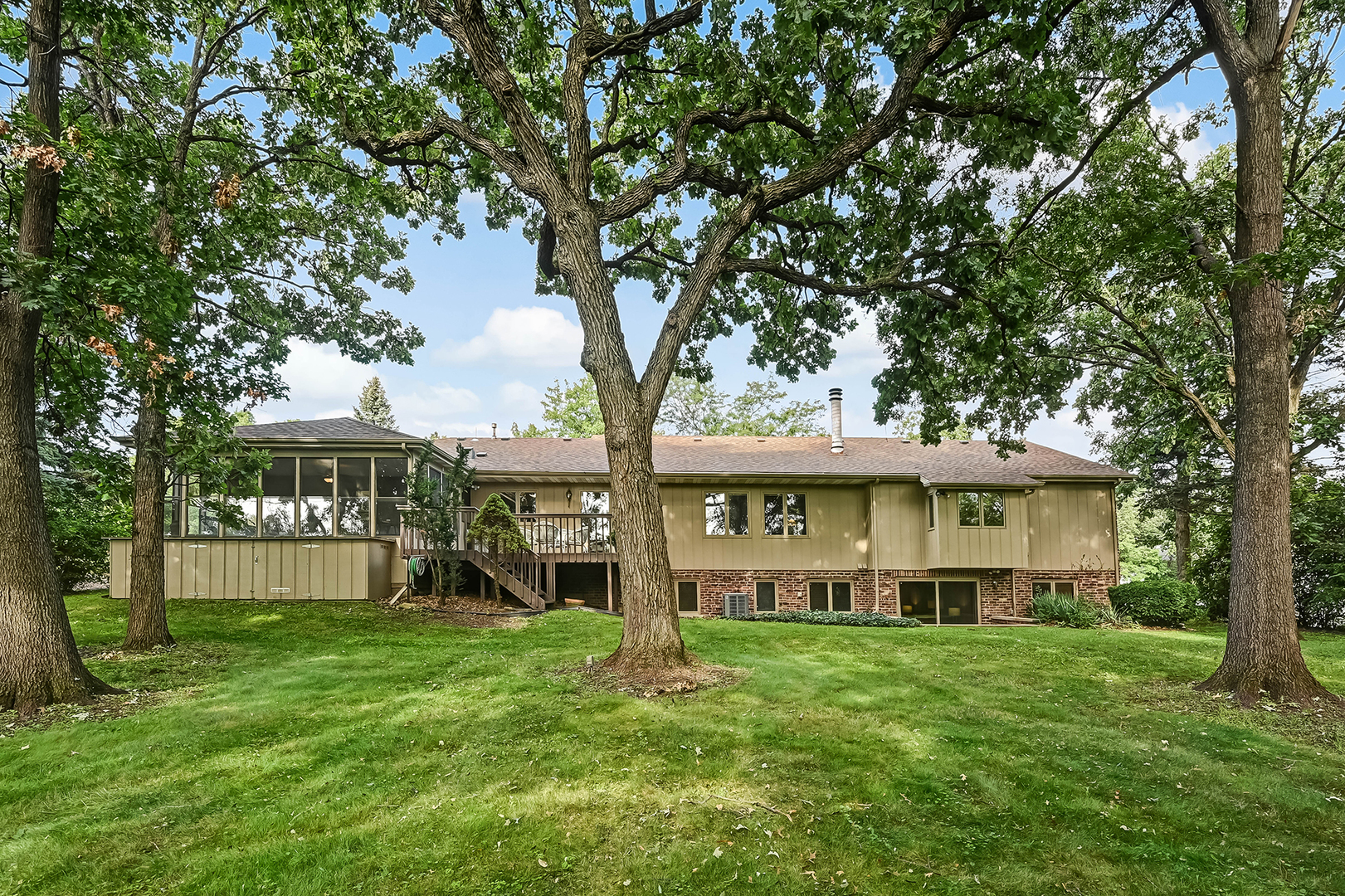 8141 Ridgepointe Drive