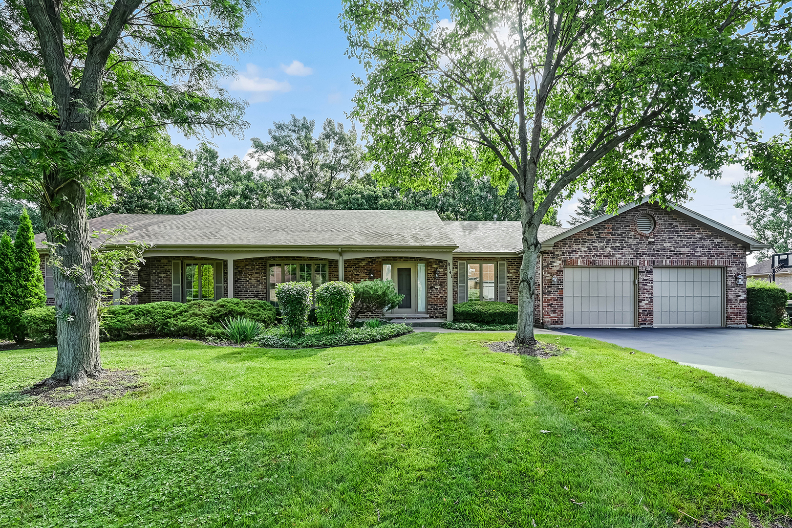 8141 Ridgepointe Drive