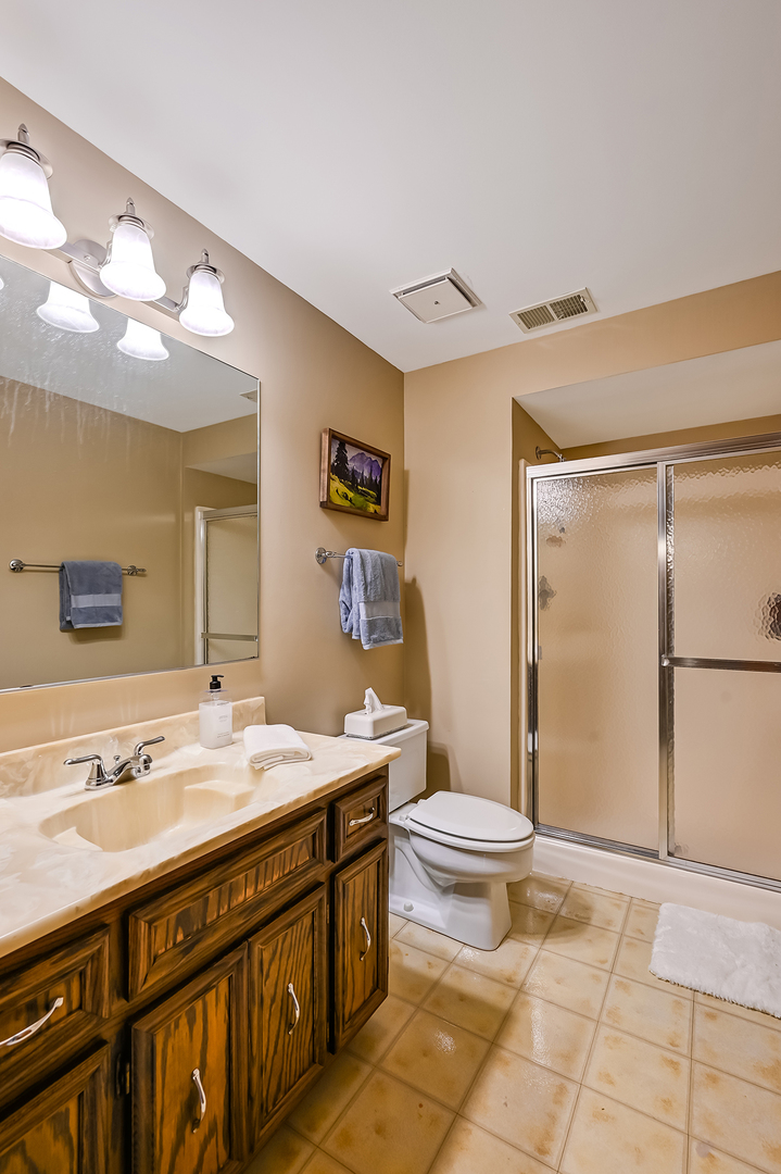 8141 Ridgepointe Drive