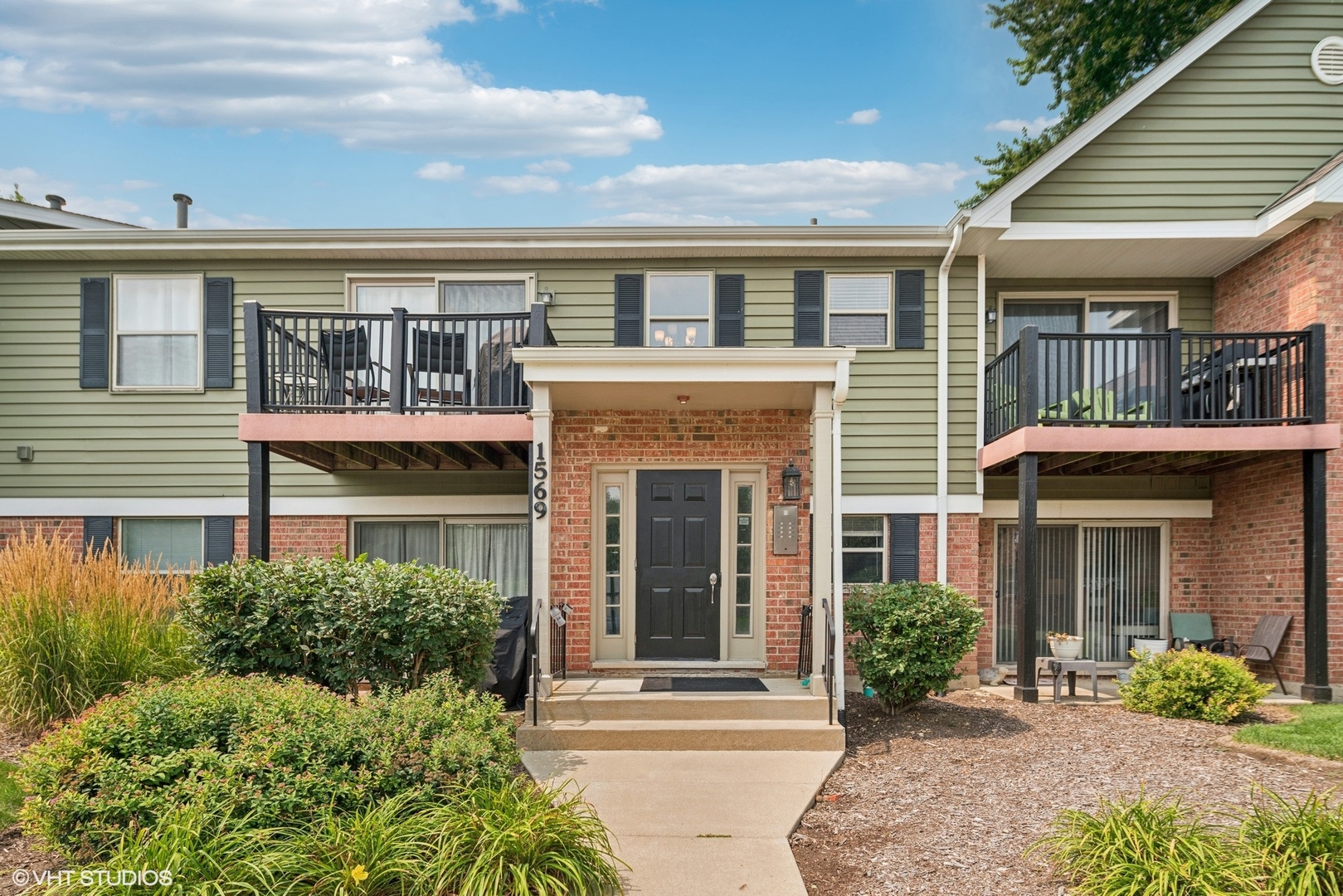 1569 Raymond Drive Unit: 201