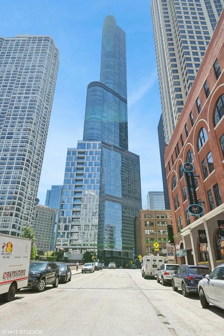 401 N Wabash Avenue Unit: 51C