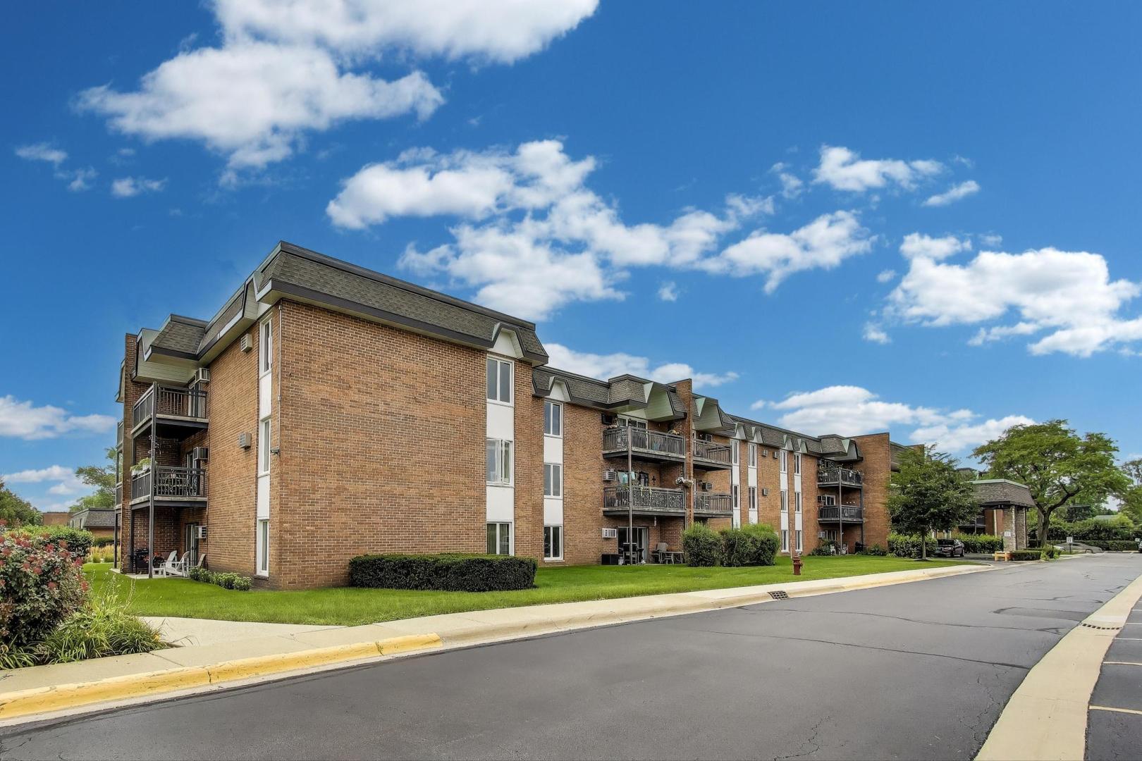 4224 Saratoga Avenue Unit: J110