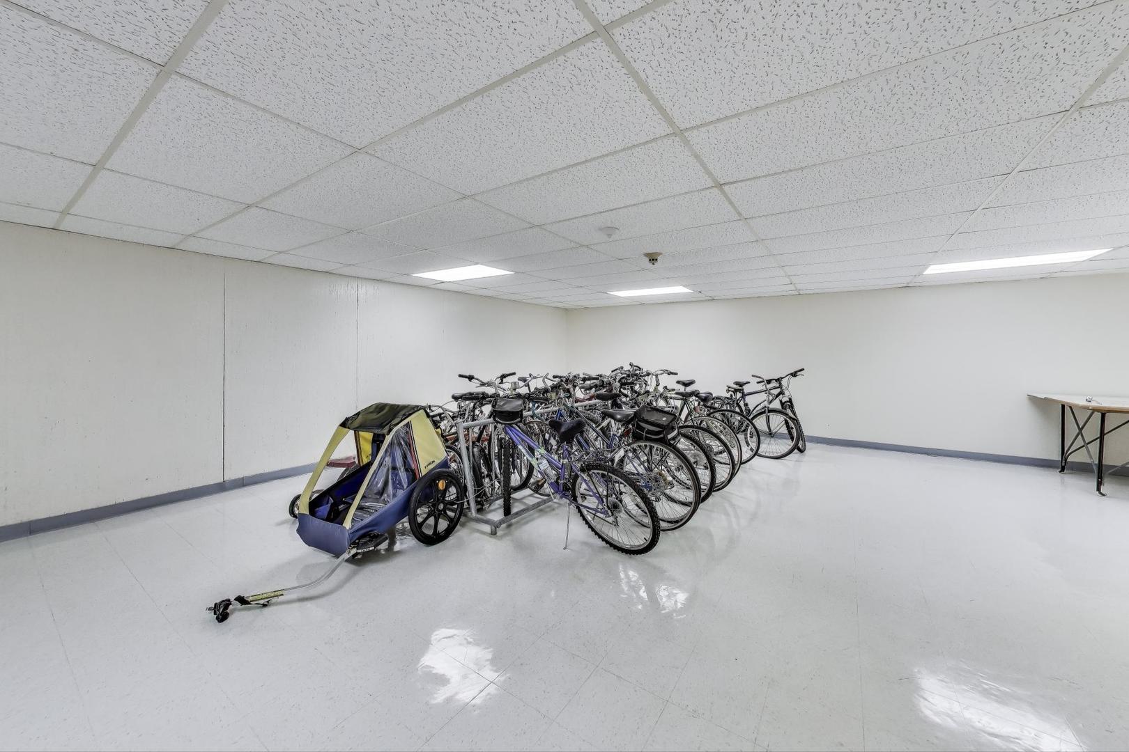 4224 Saratoga Avenue Unit: J110